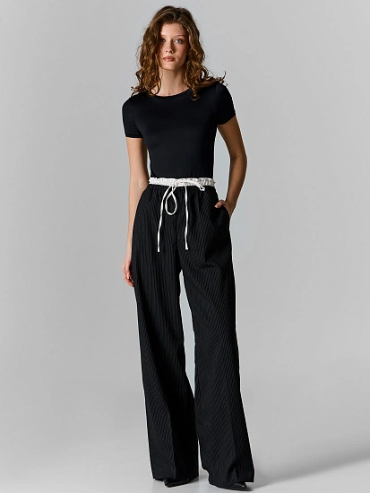 картинка БРЮКИ ЖЕНСКИЕ (осенне-зимний ассортимент) от магазина стильной одежды Mark Formelle