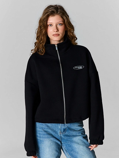 картинка Теплая толстовка женская черная на молнии с начесом от магазина стильной одежды Mark Formelle