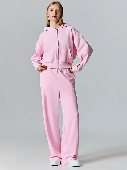 картинка Брюки женские розовые велюровые от магазина стильной одежды Mark Formelle