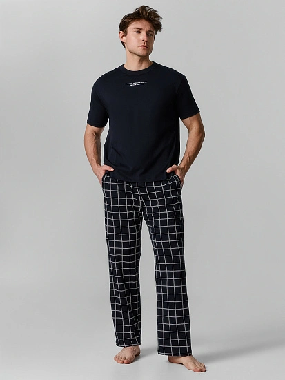 картинка Комплект домашний мужской черный от магазина мужской одежды Mark Formelle