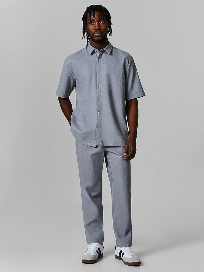 картинка Комплект мужской льняной серый  от магазина мужской одежды Mark Formelle