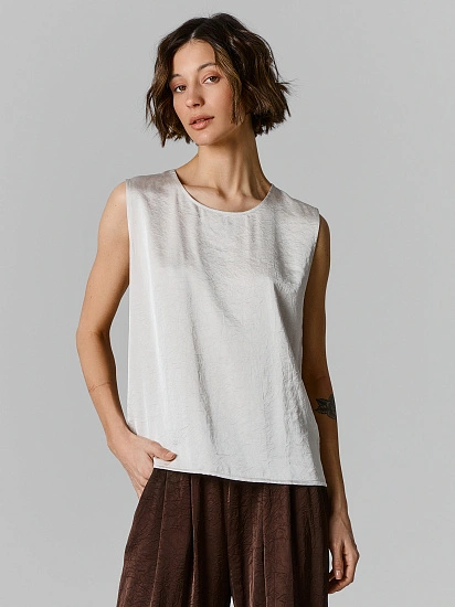 картинка Блузка женская молочная от магазина стильной одежды Mark Formelle