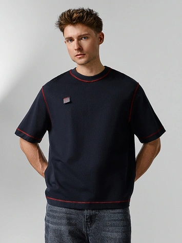 Футболка мужская черная с контрастными швами