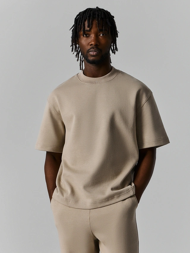 Комплект мужской бежевый: джемпер и брюки - 2