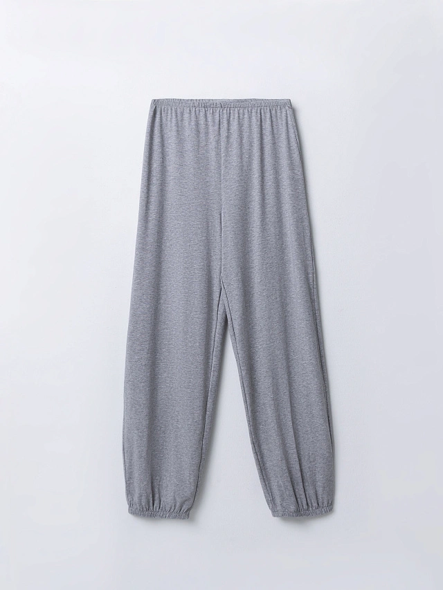 Комплект женский серый: джемпер и брюки джоггеры - 7