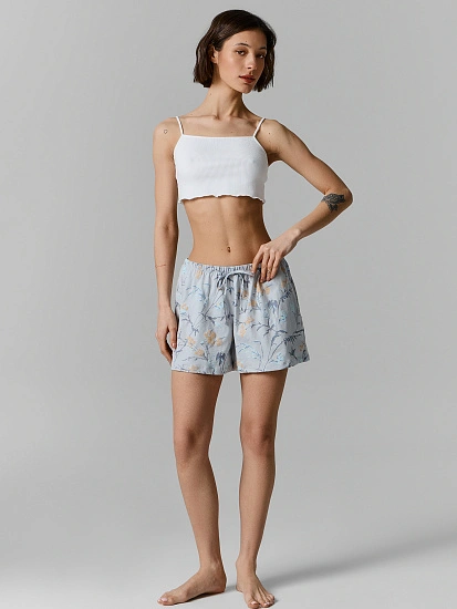 картинка Шорты домашние женские с цветочным принтом от магазина стильной одежды Mark Formelle