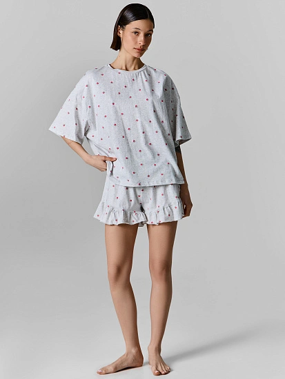 картинка КОМПЛЕКТ ЖЕНСКИЙ (ДЖЕМПЕР, ШОРТЫ) от магазина стильной одежды Mark Formelle