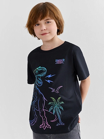 Футболка для мальчиков черная с принтом динозавра