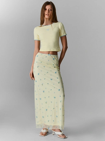 Футболка женская желтая укороченная