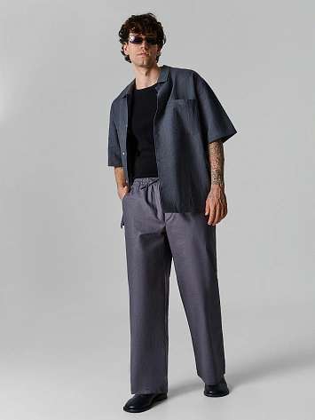 Брюки мужские серые прямого кроя льняные