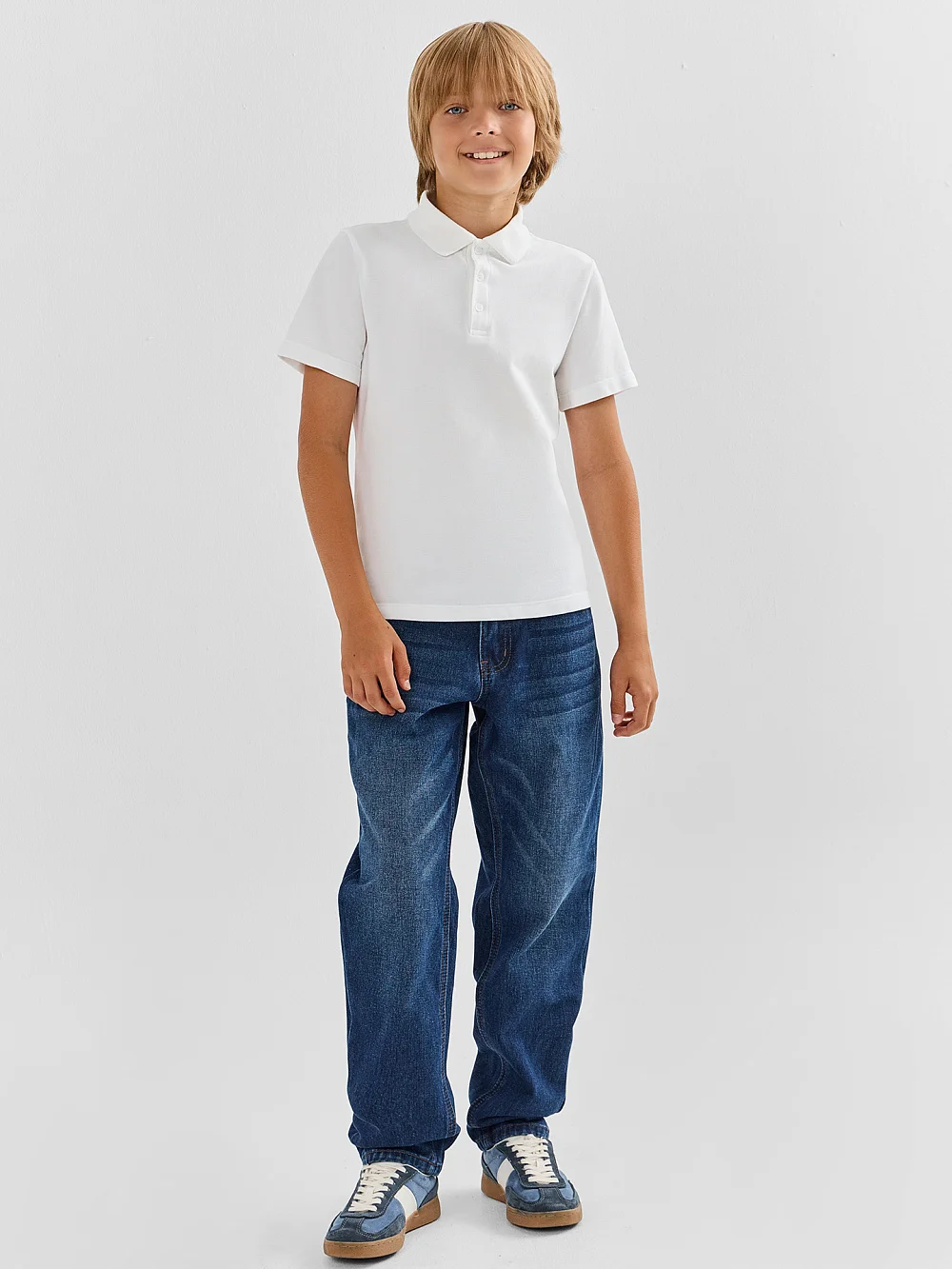 картинка Джинсы Slim fit для мальчиков синие от магазина одежды для мальчиков от бренда Mark Formelle